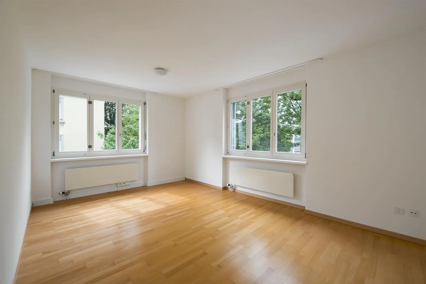Are you looking for a central apartment? We have it! - Photo 8 of 9