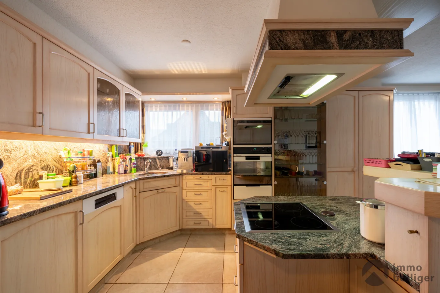 Immeuble mixte à vendre - Photo 7 sur 13