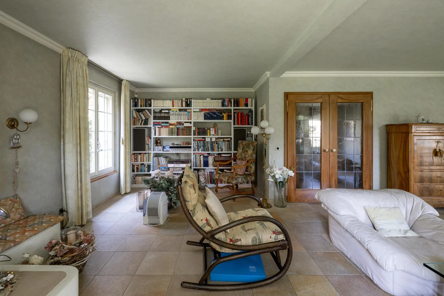 Villa nel centro del villaggio di Fraubrunnen - Foto 12 di 23