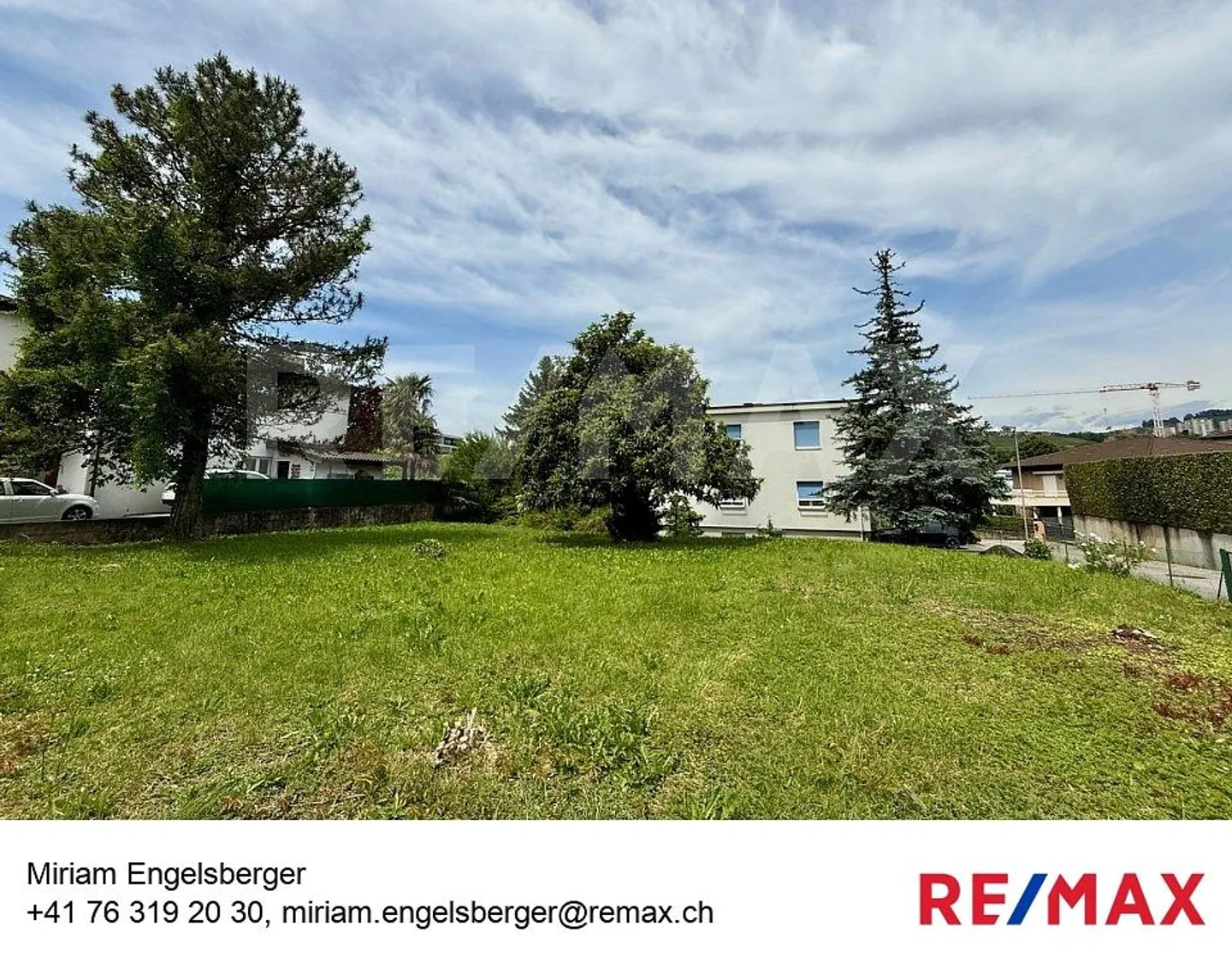 Terrain constructible R3 avec permis de construire - Photo 1 sur 7