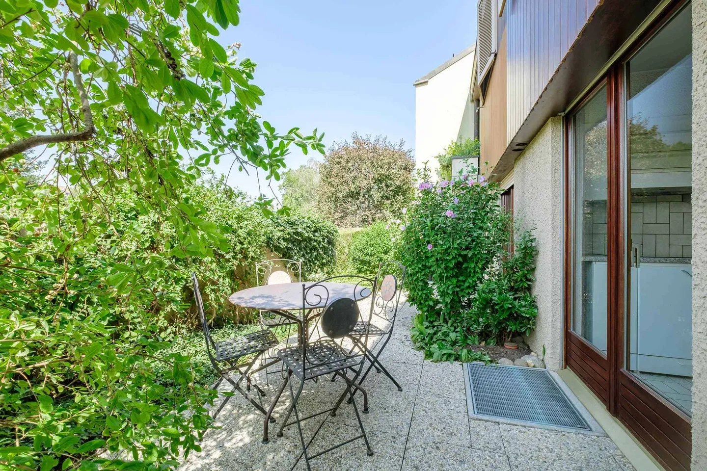 Exclusively - Charming and spacious family villa in Lully - Photo 7 of 13