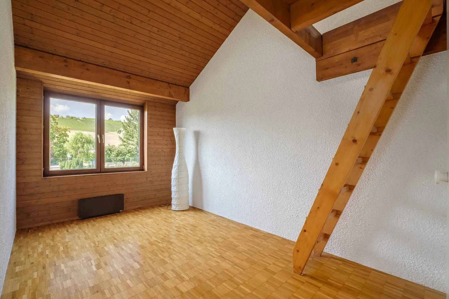 Exclusively - Charming and spacious family villa in Lully - Photo 10 of 13