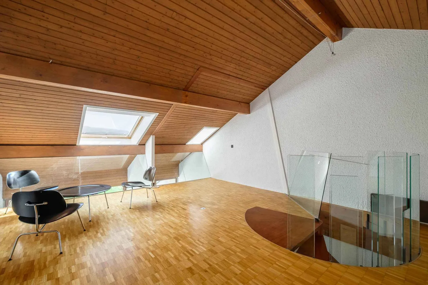 Exclusively - Charming and spacious family villa in Lully - Photo 11 of 13