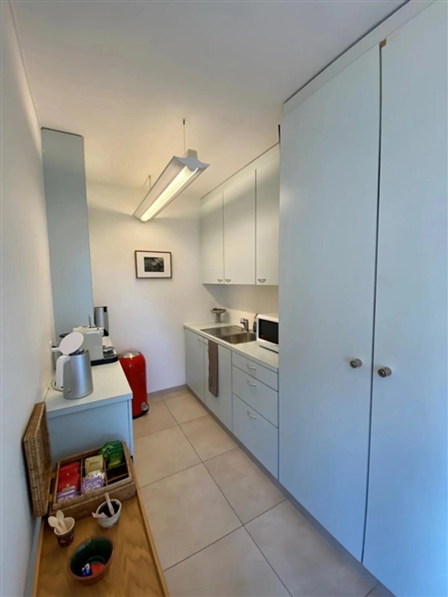 Beautifully furnished office spaces - Photo 14 of 16