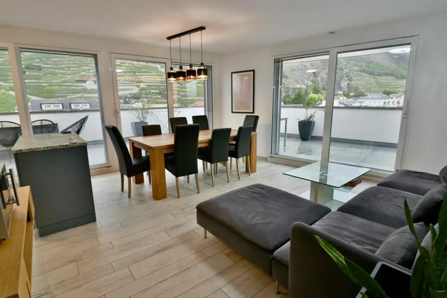 Superbo attico di 4,5 stanze nel centro del villaggio - Foto 6 di 13