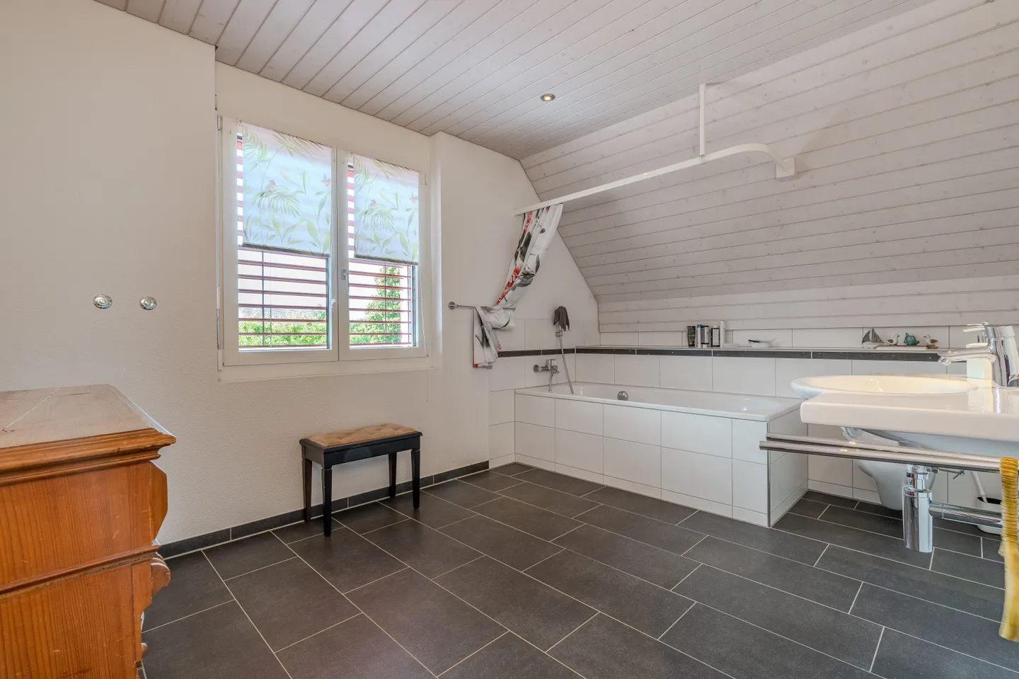 Maison familiale moderne - Photo 10 sur 13