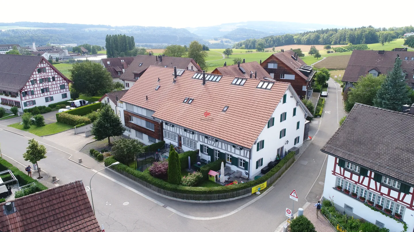 Reihenfamilienhaus mit römischem Flair - Eleganz trifft Geschichte - Foto 10 von 11