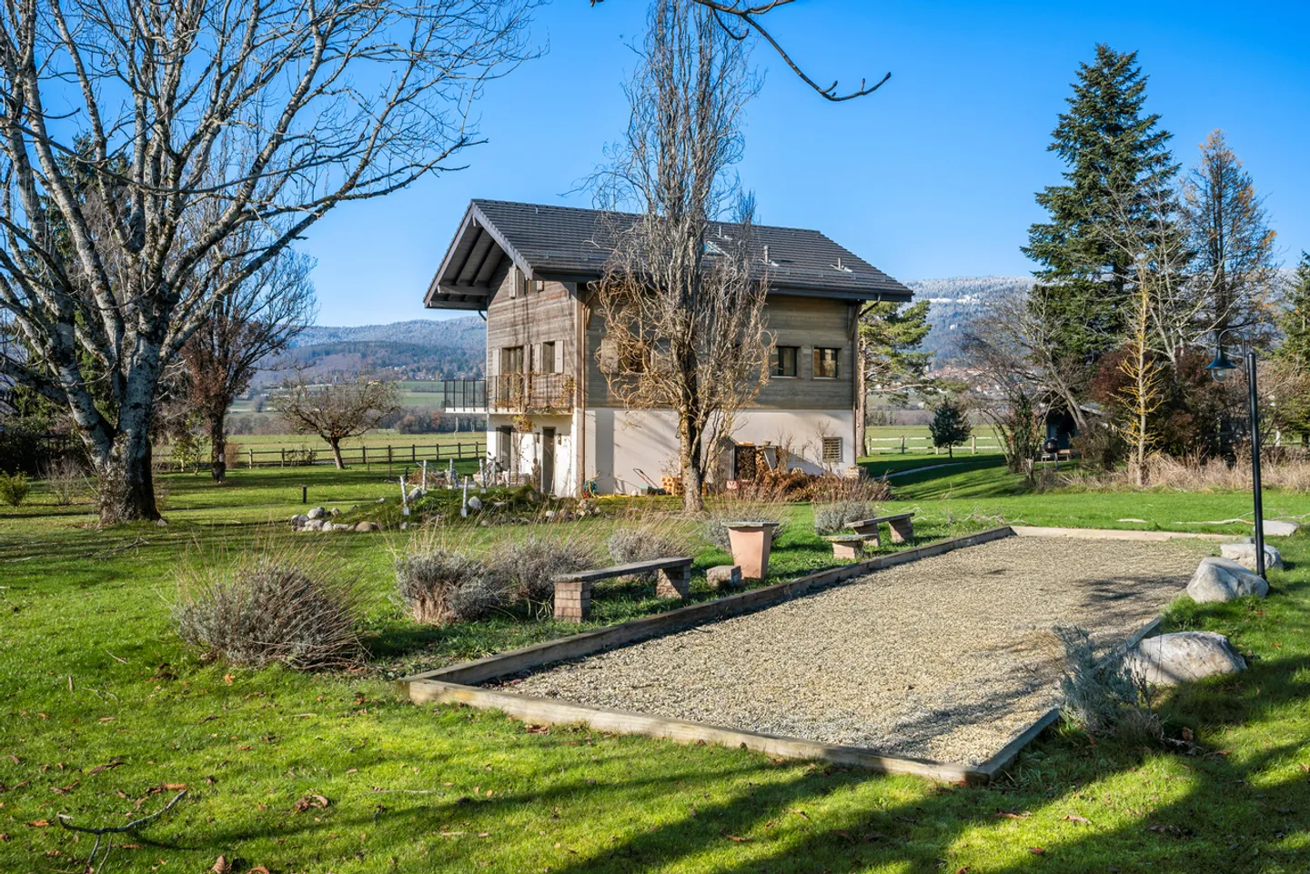 Charming house in the heart of nature in Burtigny - Photo 3 of 25