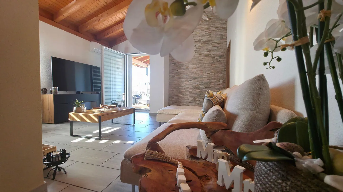 Penthouse 4.5 S. Antonino | Attic apartment 4.5 rooms S. Antonino - Photo 2 of 13