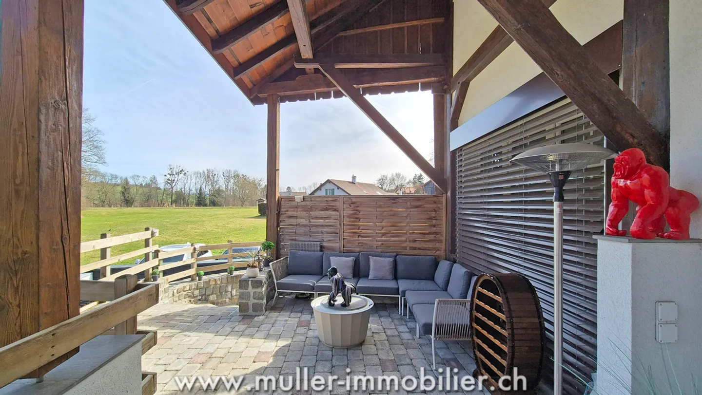 Appartement impressionnant de 4,5 pièces dans une ancienne usine - Photo 16 sur 18