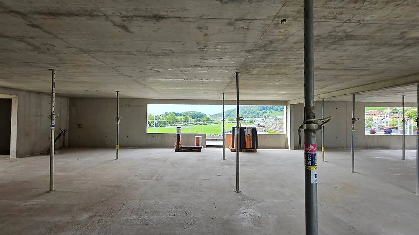 Industrial Property 12 Units - Photo 7 of 8