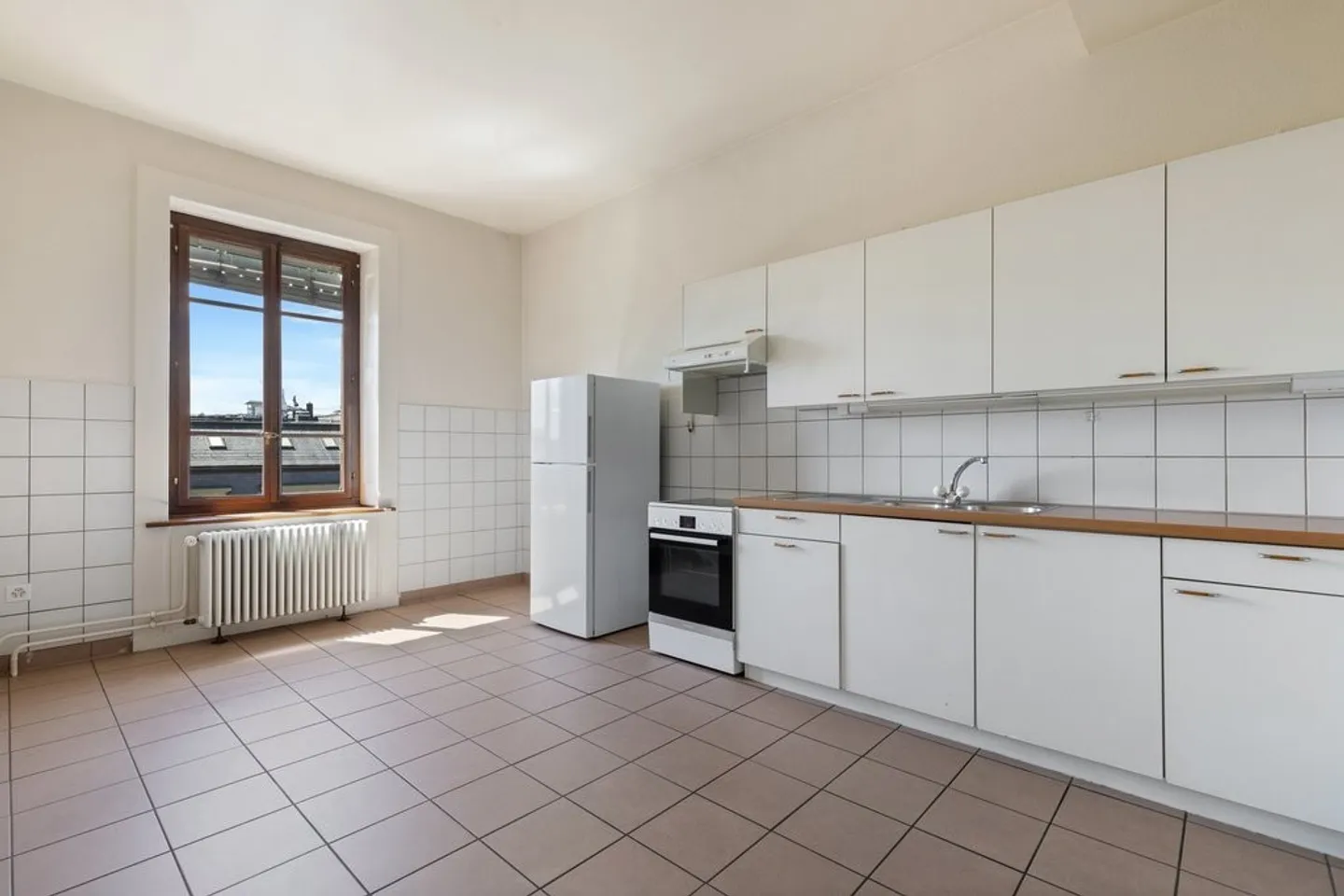 Affittare senza deposito - Ultimo piano in centro città - Foto 6 di 12