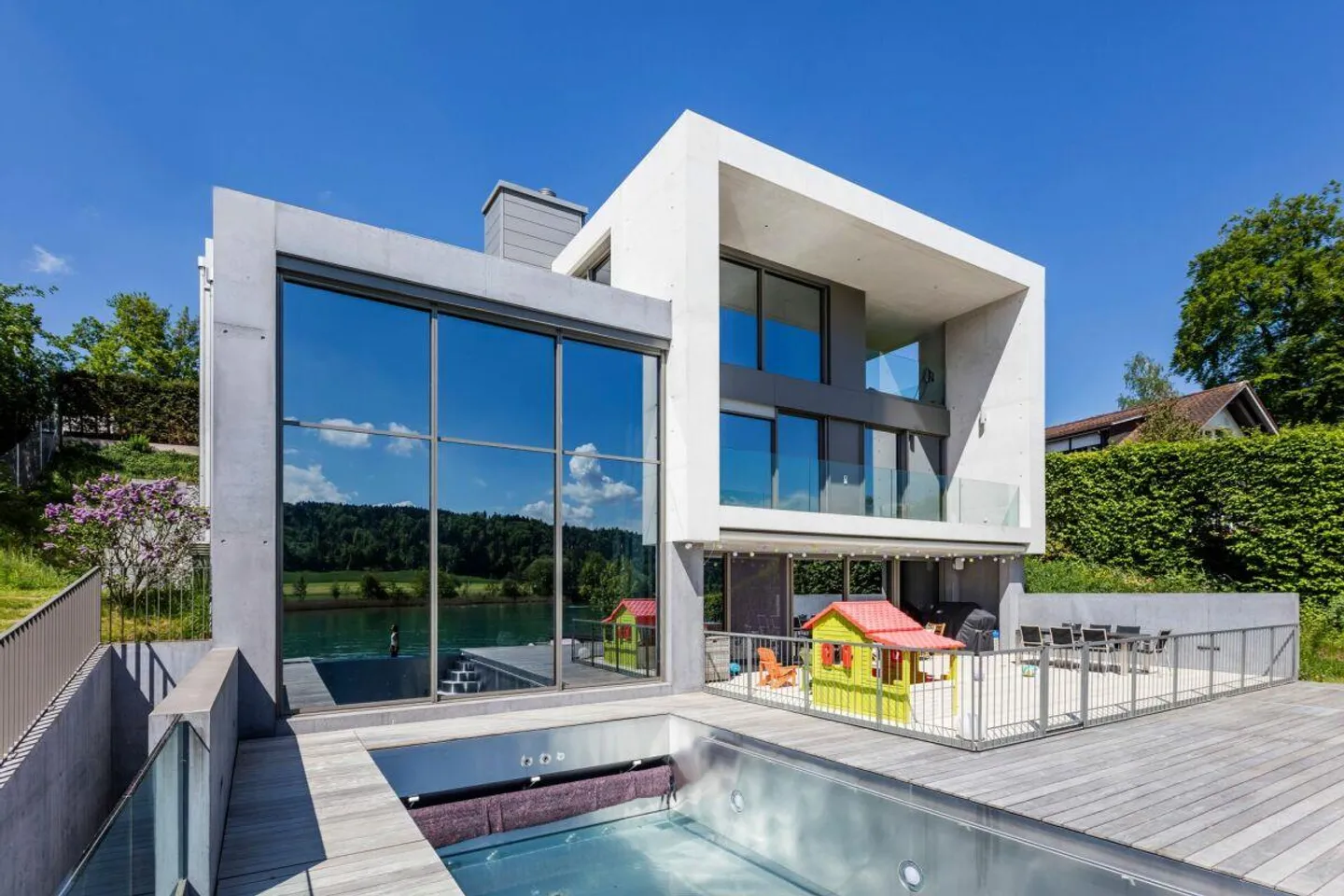 Casa moderna al lago - dove vivere diventa una vacanza - Foto 3 di 12