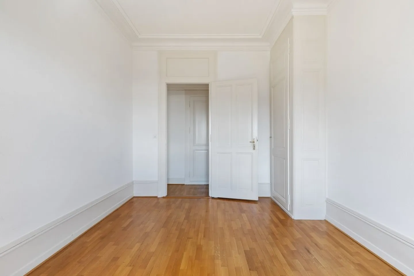 Affittare senza deposito - Ultimo piano in centro città - Foto 9 di 12