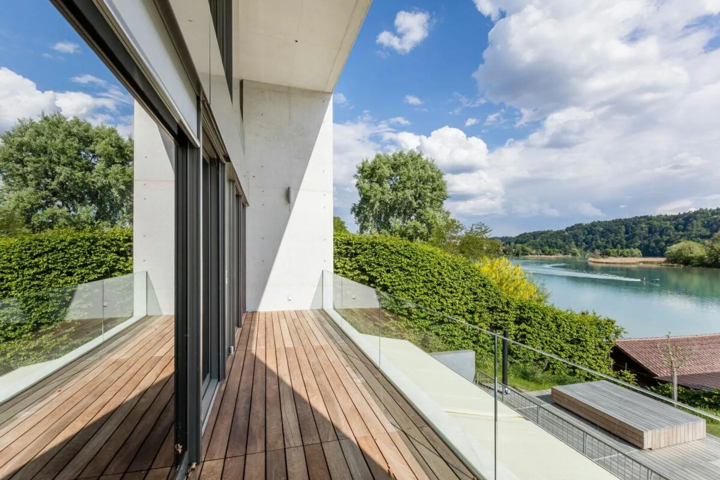 Casa moderna al lago - dove vivere diventa una vacanza - Foto 9 di 12