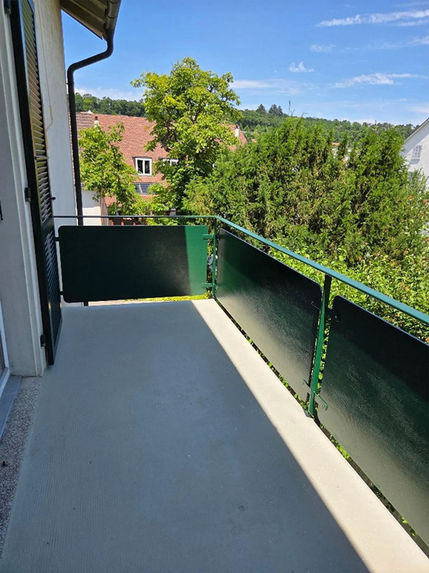 Charmante 3-Zimmer-Wohnung mit Balkon in Hofstetten-Flüh - Foto 6 von 12