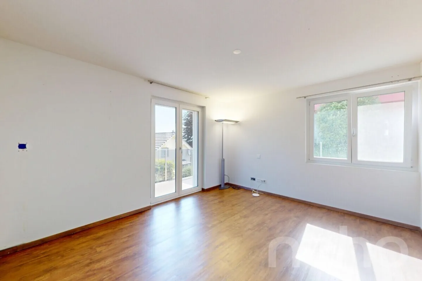Casa unifamiliare moderna con sauna, giardino e vista panoramica - Foto 7 di 12