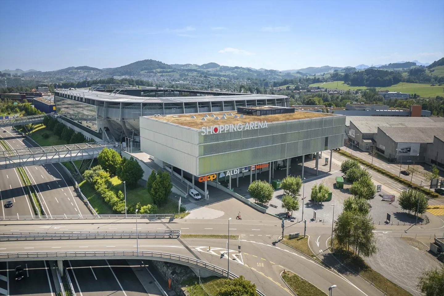 Ihr neuer Standort im Herzen der Ostschweiz - direkt an der Shopping Arena! - Foto 2 von 9