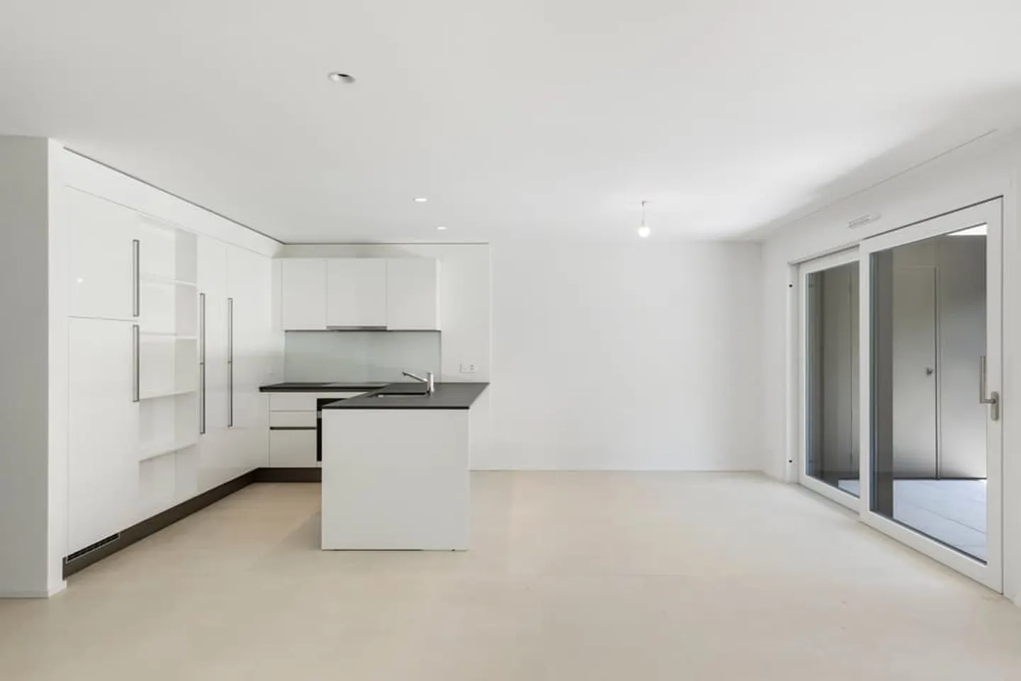 Wunderschöne 3,5-Zimmer-Wohnung im Erdgeschoss mit Terrasse - Foto 2 von 8