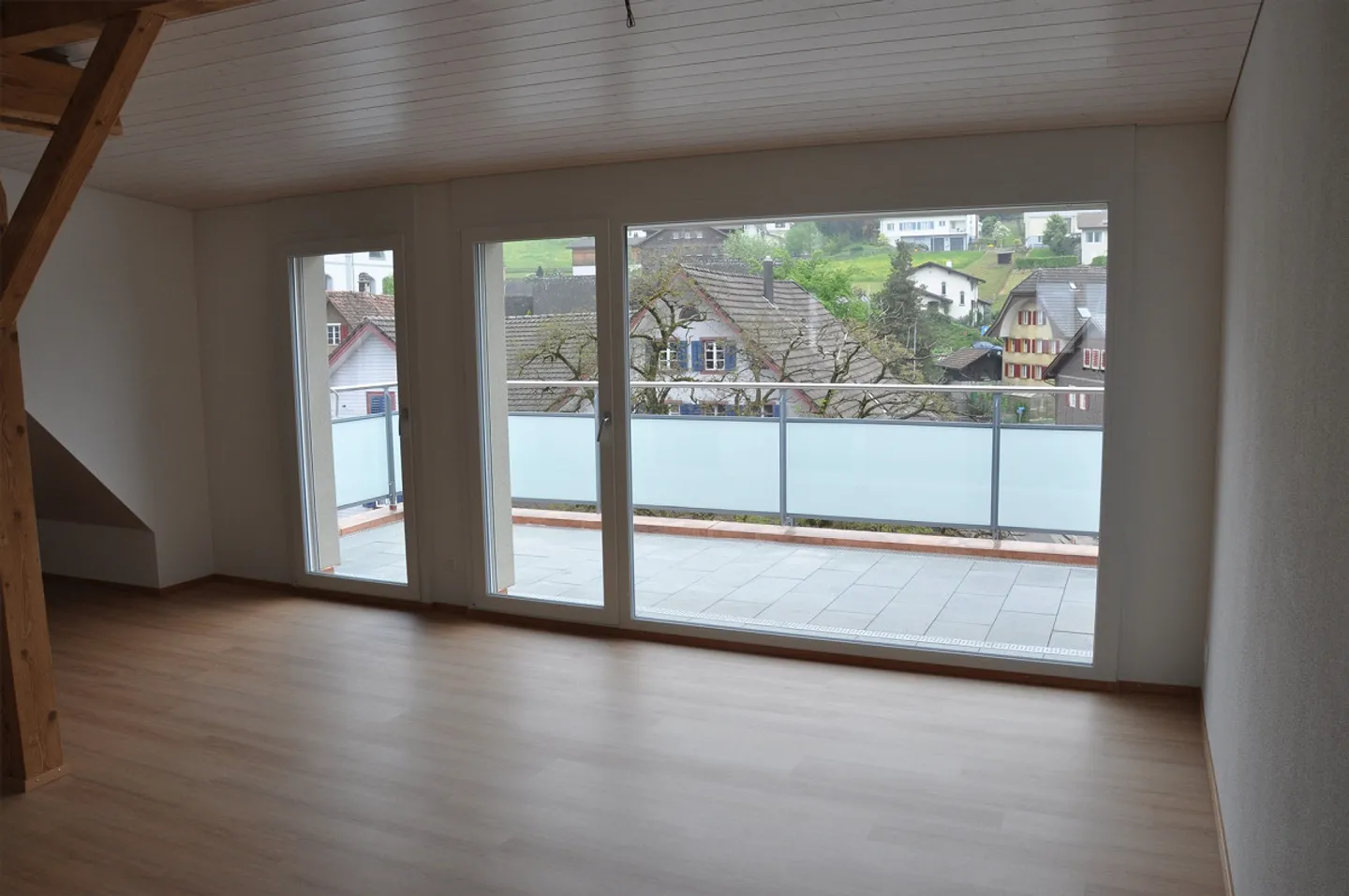 Cozy attic apartment in the center of Malters - Photo 6 of 11