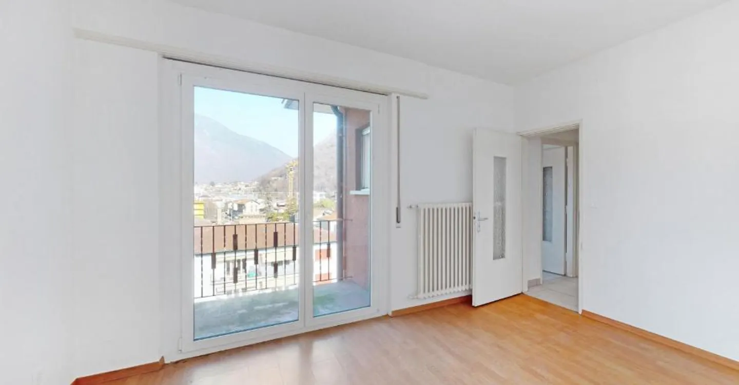 Appartamento spazioso in zona tranquilla - Foto 7 di 10