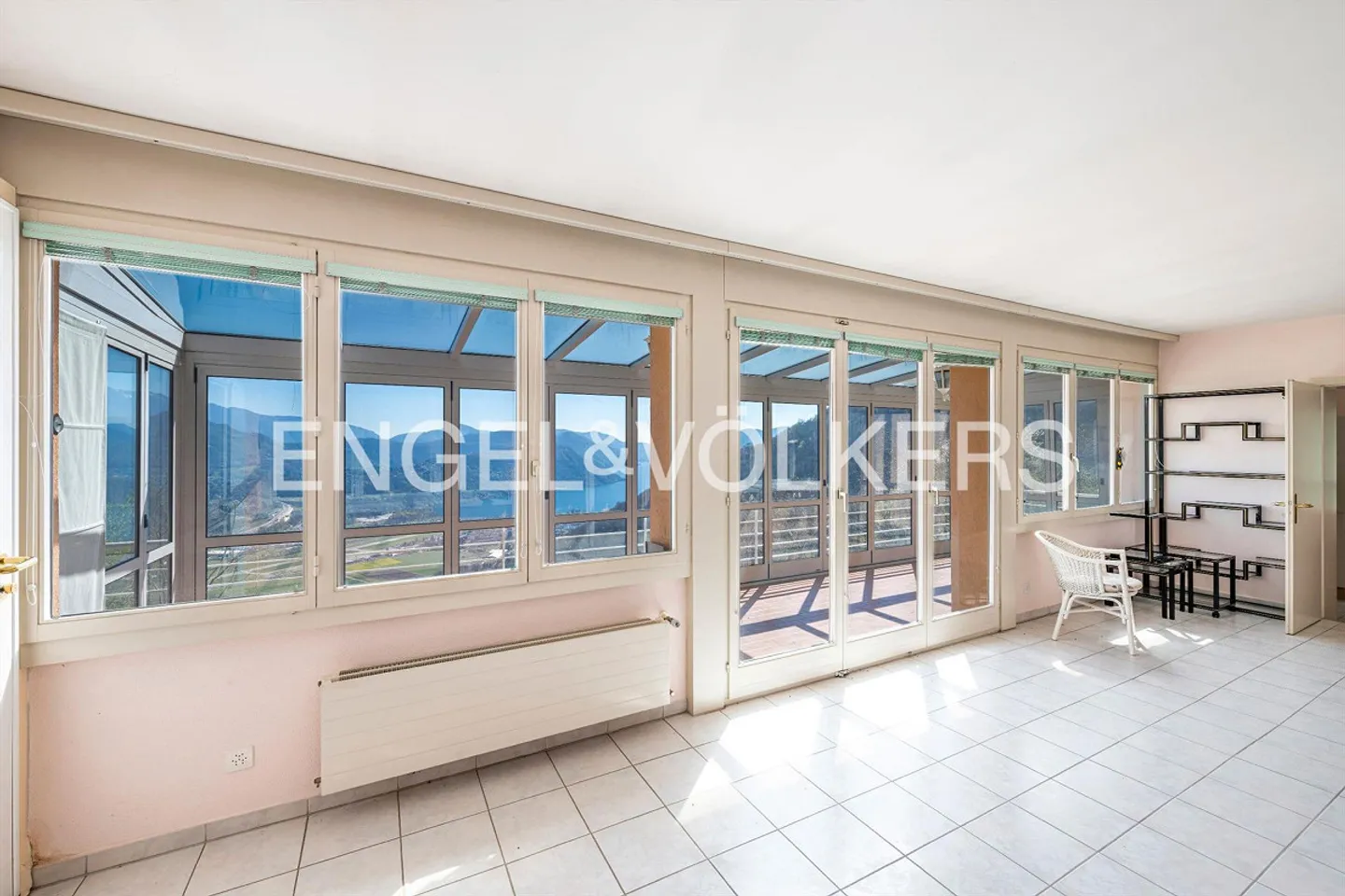 Charmantes Haus mit Seeblick - Foto 11 von 13