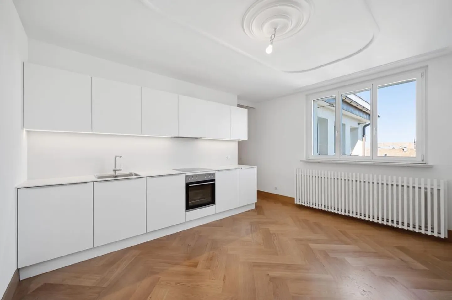 Appartamento moderno in un vecchio edificio vicino al fiume Reno - 2 affitti netti in omaggio !! - Foto 1 di 6