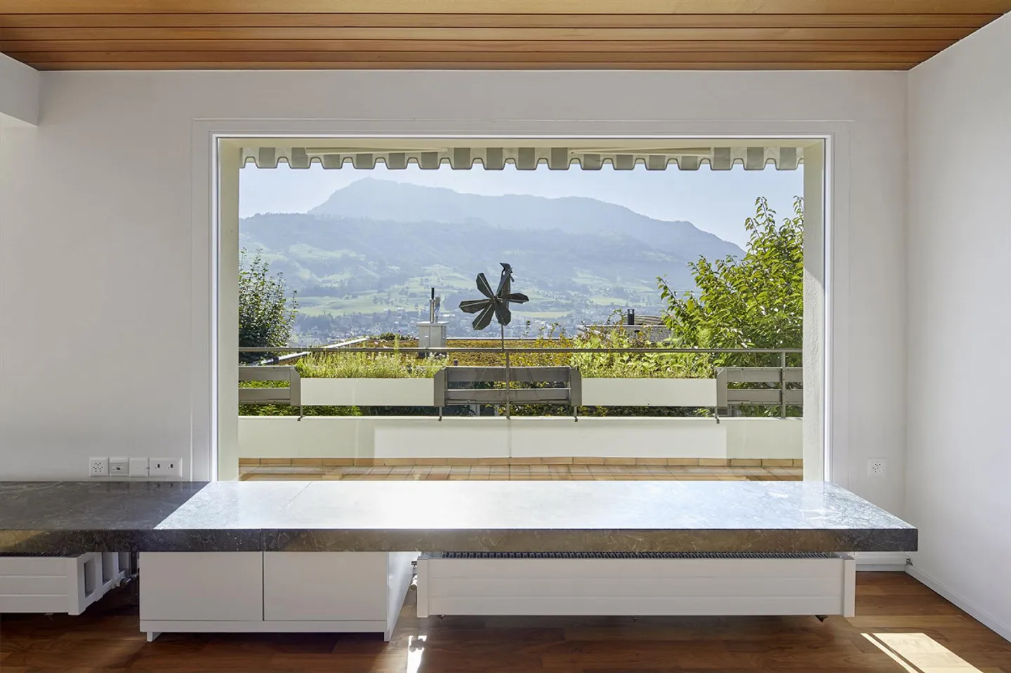 Stilvolle Wohnung mit Dachterrasse - Foto 1 von 19