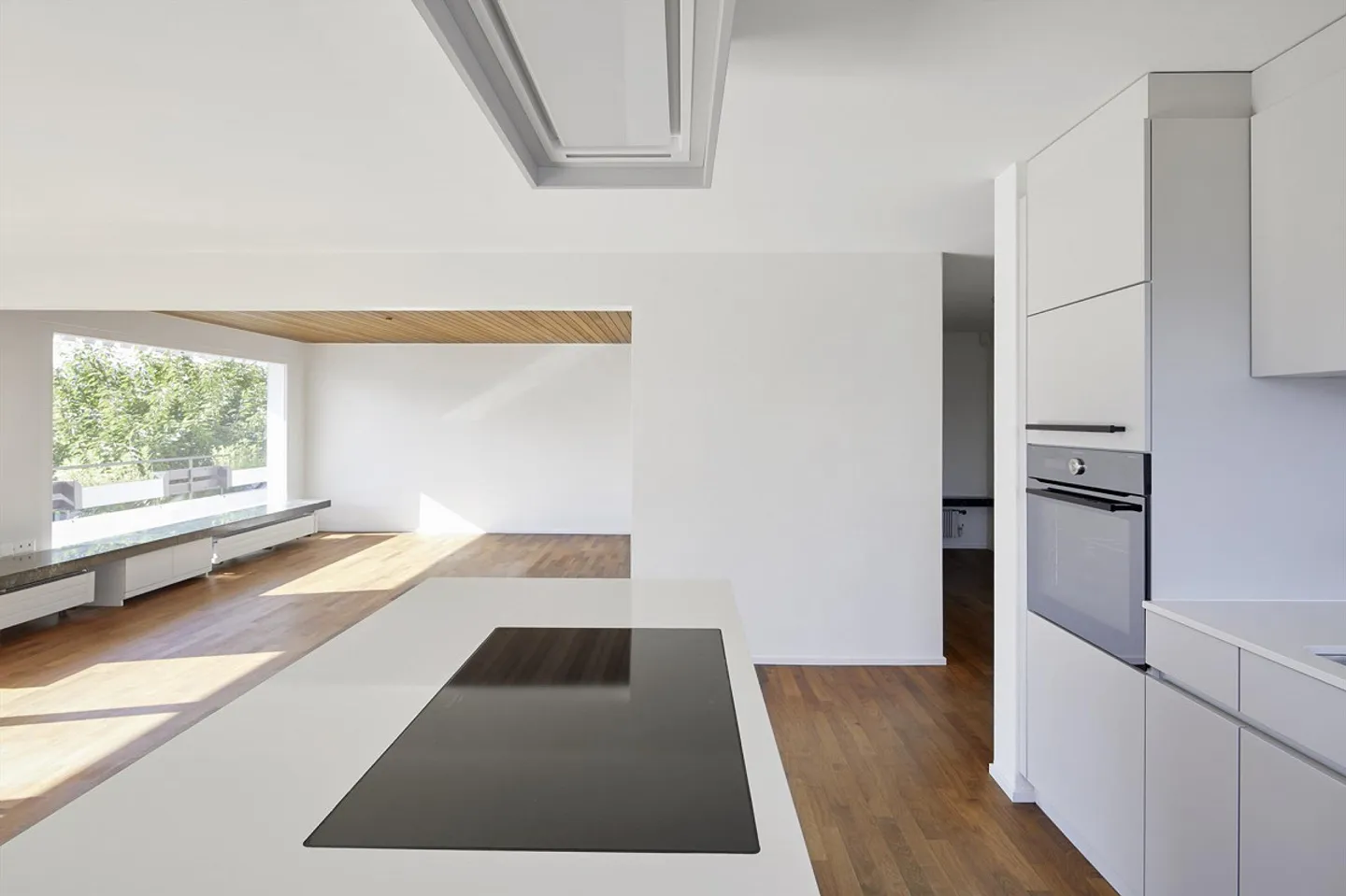 Stilvolle Wohnung mit Dachterrasse - Foto 4 von 19