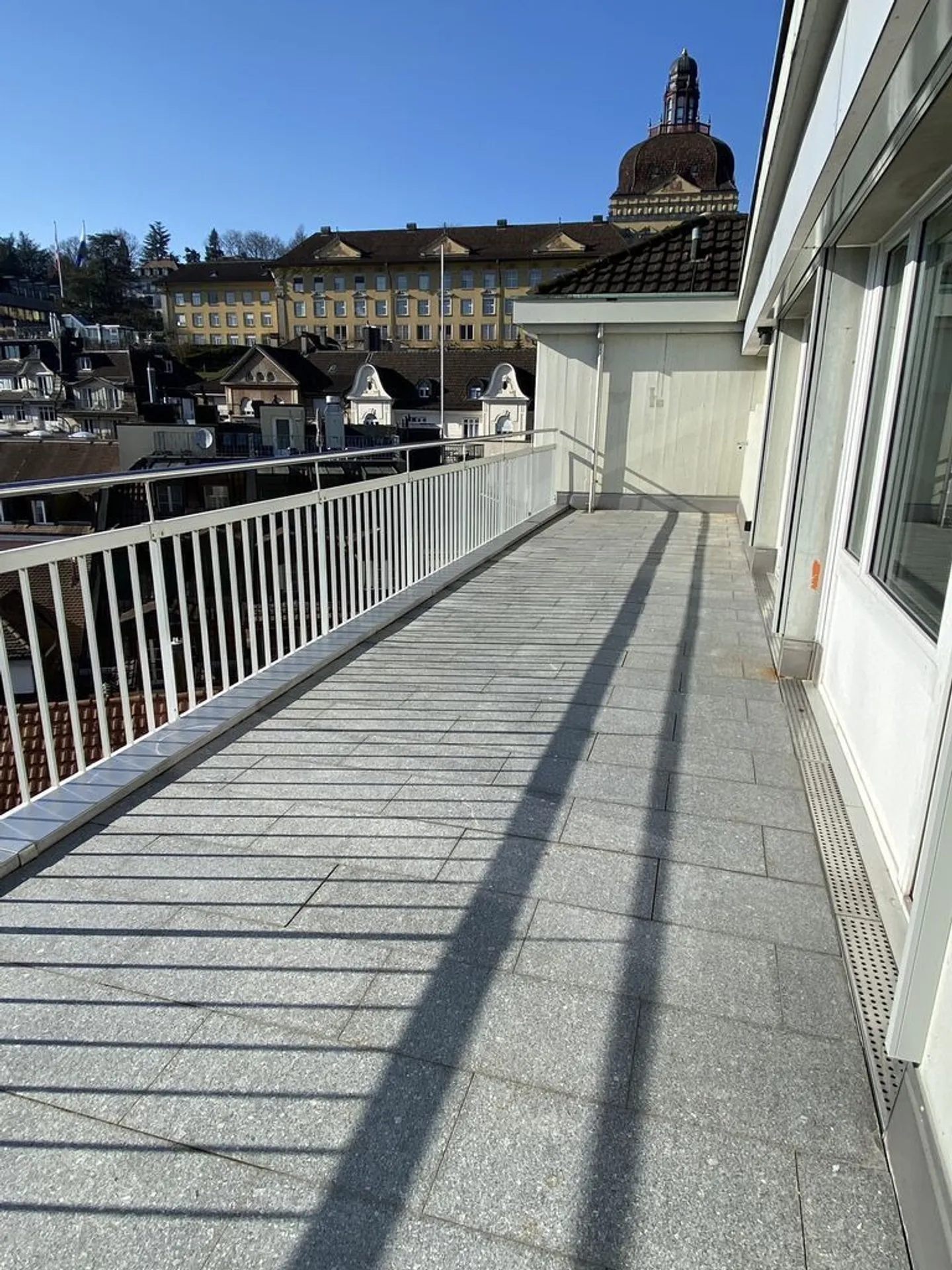 Cet appartement vous laissera sans voix - Appartement en attique de 4,5 pièces à Lucerne - Photo 10 sur 11