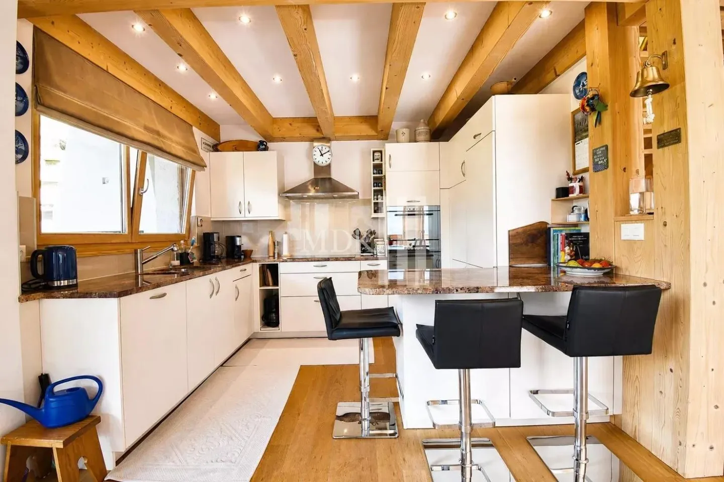 Chalet 5.5 rooms - Photo 7 of 13