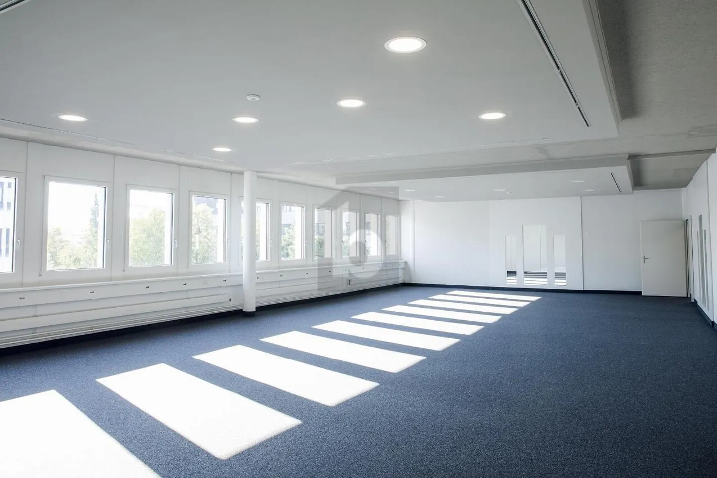 SPACIOUS WITH MANY UNDERGROUND PARKING SPACES - Photo 2 of 6