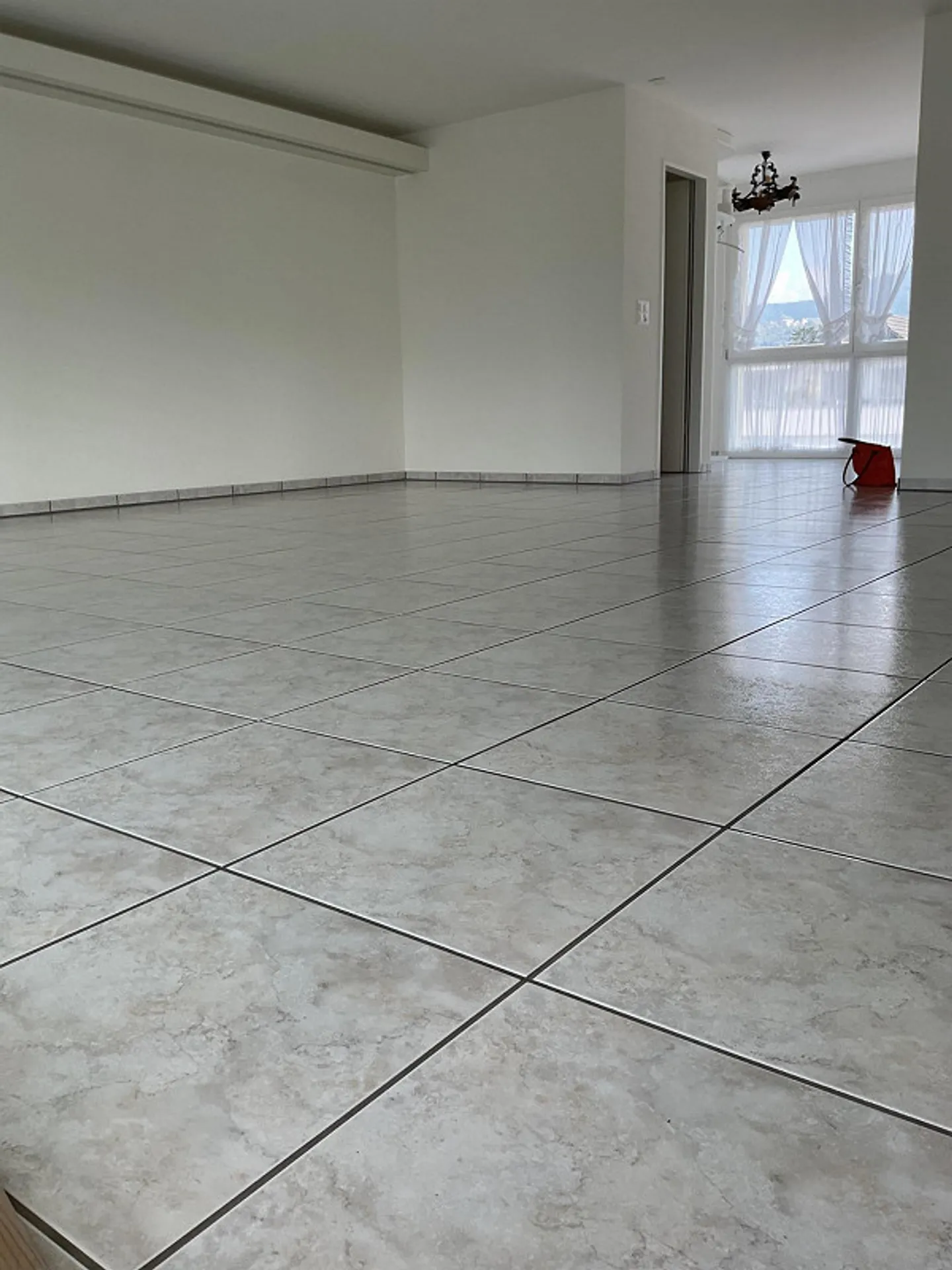 Appartement exclusif de 4½ pièces avec terrasse/jardin d'hiver de 35 m² - Photo 7 sur 12