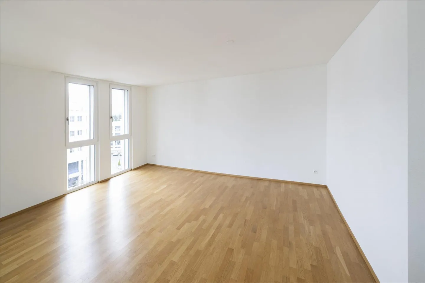 Rare beautiful 4.5-room maisonette apartment with dream view! - Photo 7 of 13