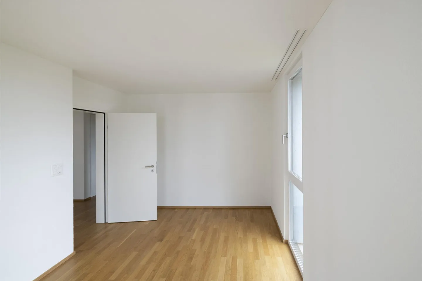 Rare beautiful 4.5-room maisonette apartment with dream view! - Photo 10 of 13