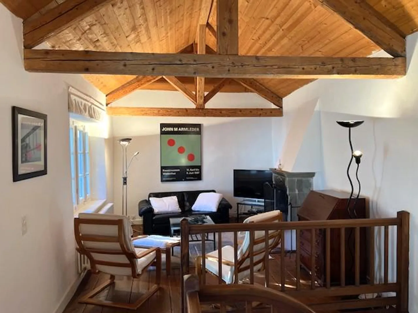 Charming Apartment with Character - Photo 2 of 4