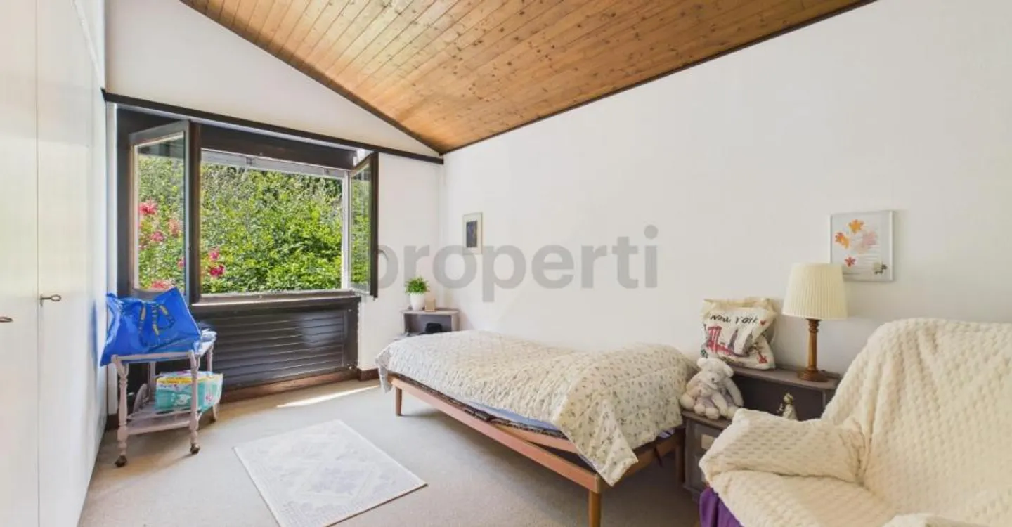 An exclusive oasis with pool and panoramic view - Photo 7 of 13