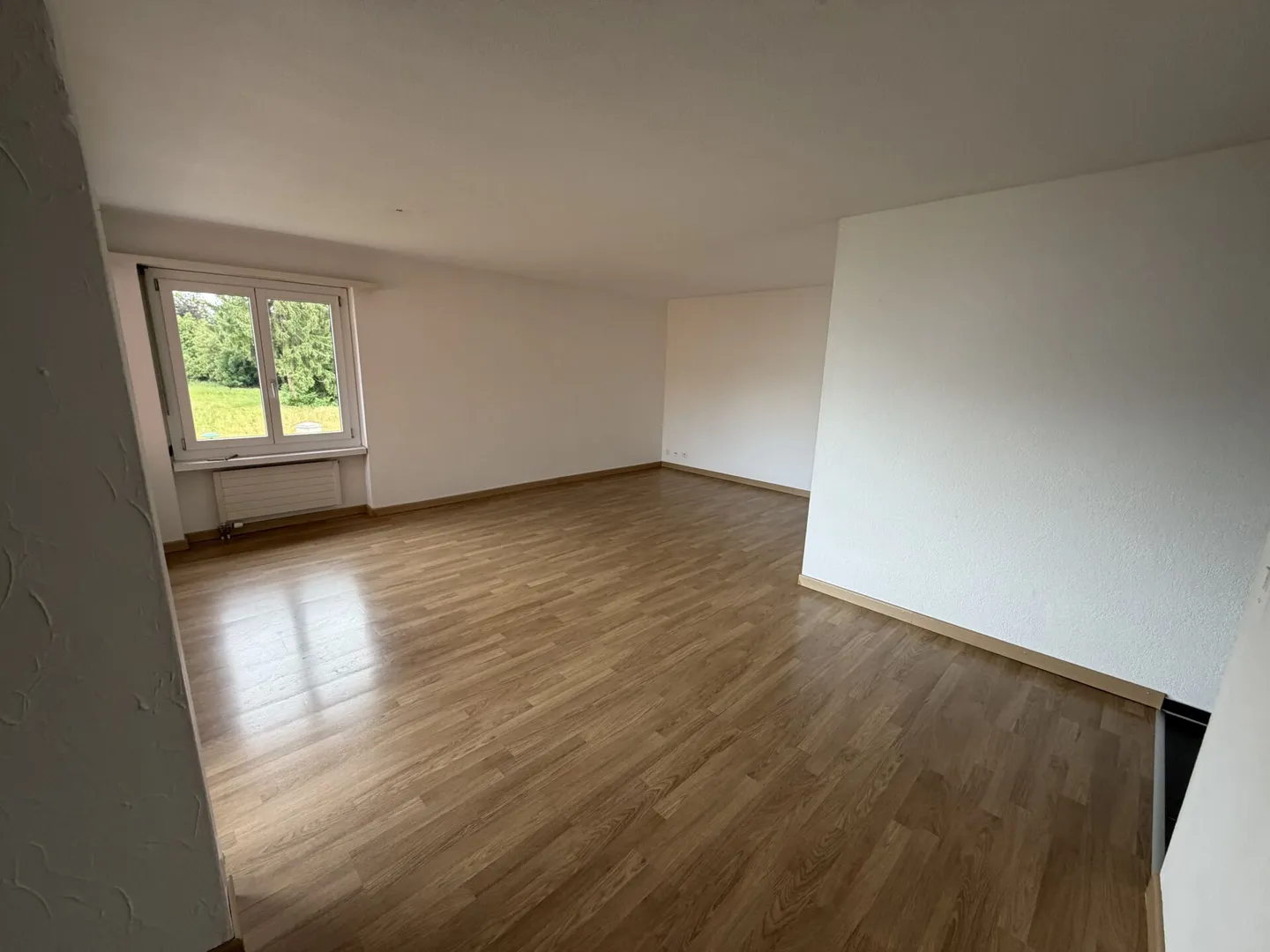Spacious 4.5 room apartment in the 'Flurhof' neighborhood - Photo 5 of 12