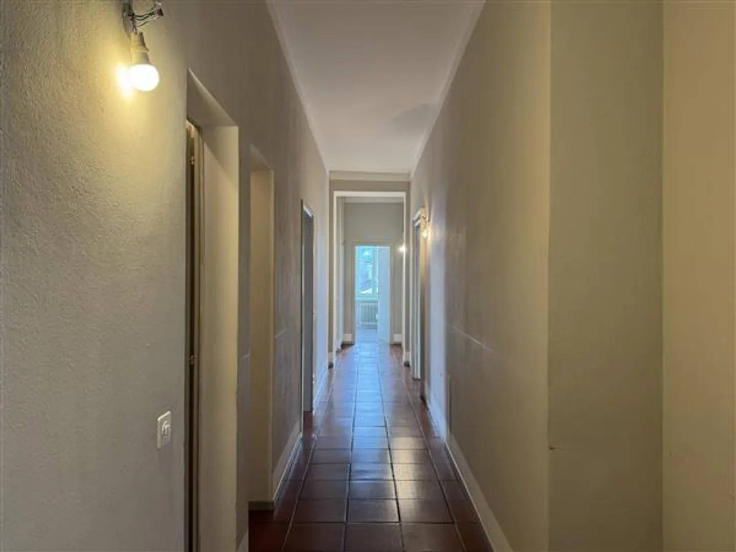 Canobbio: Appartamento di 6,5 stanze - Foto 2 di 13