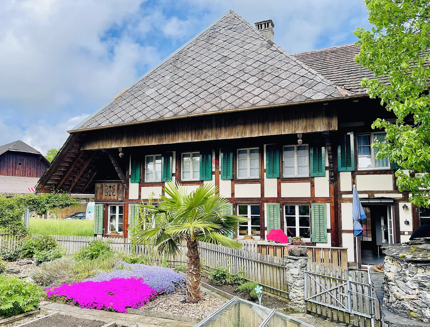 The perfect opportunity - Converted farmhouse with plenty of space - Photo 1 of 12