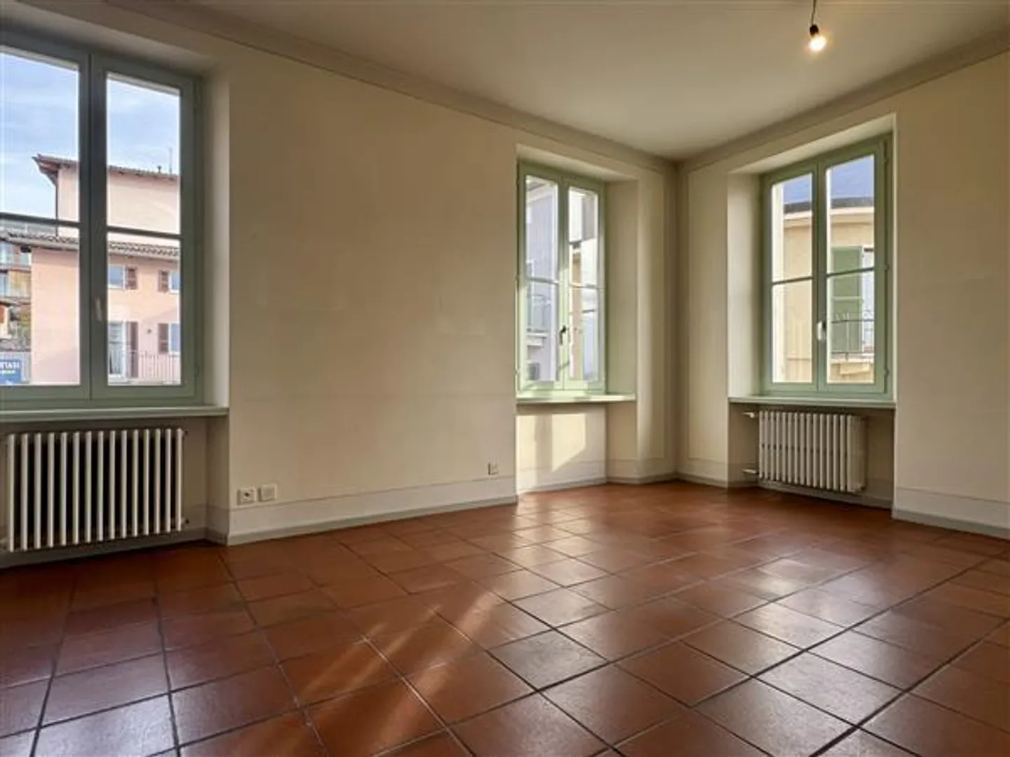 Canobbio: Appartamento di 6,5 stanze - Foto 8 di 13