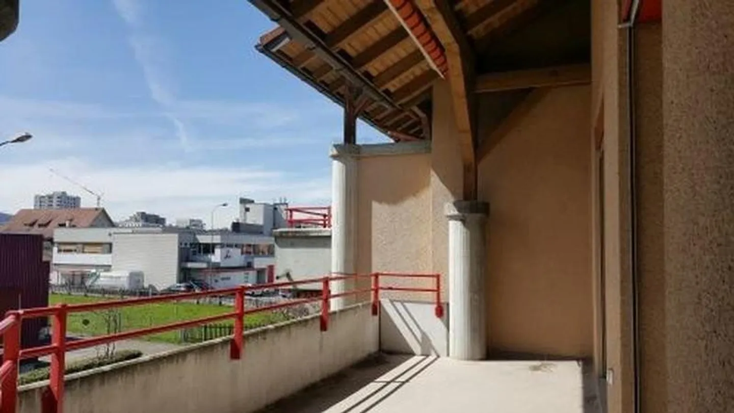 Are you looking for an apartment near the city center? - Photo 8 of 9