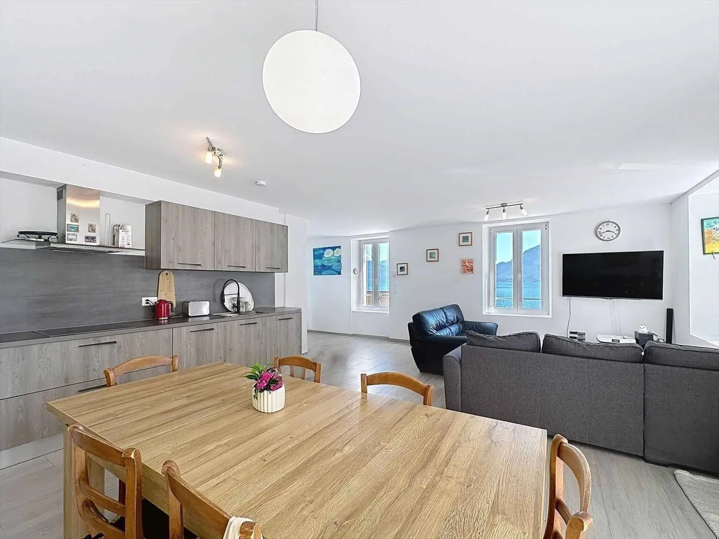 Apartment of 126 m2 with breathtaking views in the heart of Lavaux - Photo 2 of 12