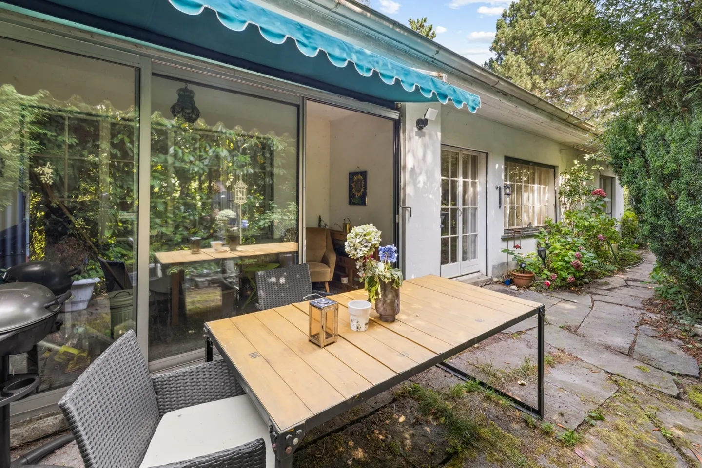 Einfamilienhaus in gefragtem Wohngebiet - Foto 1 von 12