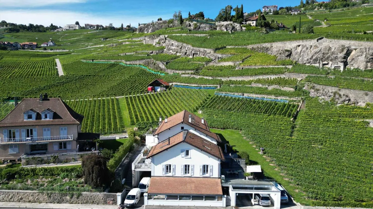 Apartment of 126 m2 with breathtaking views in the heart of Lavaux - Photo 11 of 12