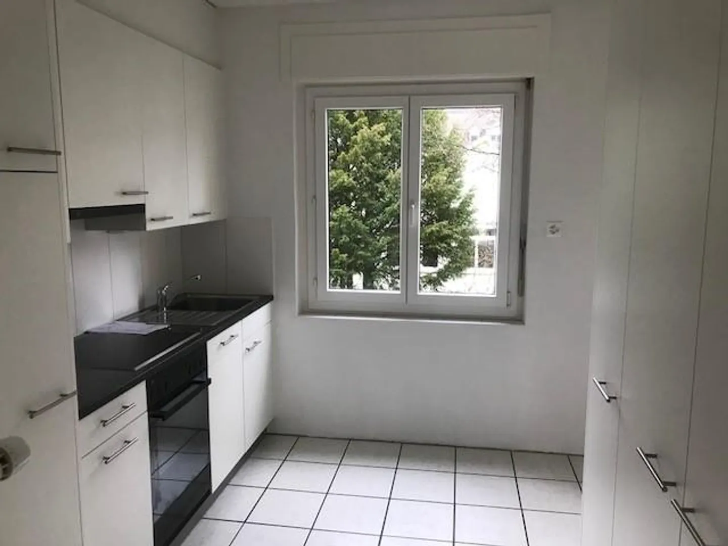 Appartamento Moderno in Edificio Storico Vicino al Centro - Foto 4 di 6