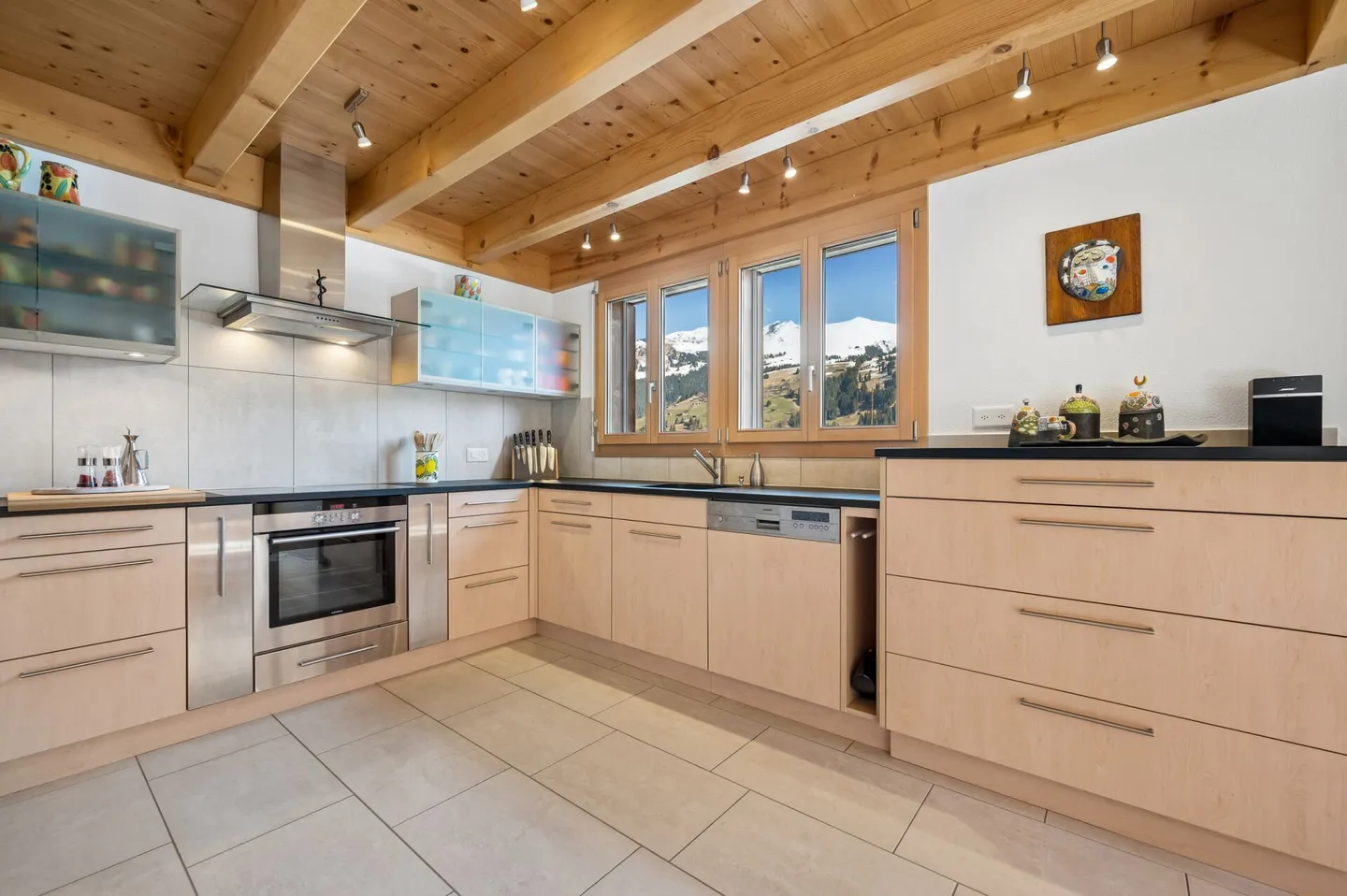 Stilvolles Chalet mit beeindruckender Aussicht - Photo 2 of 13