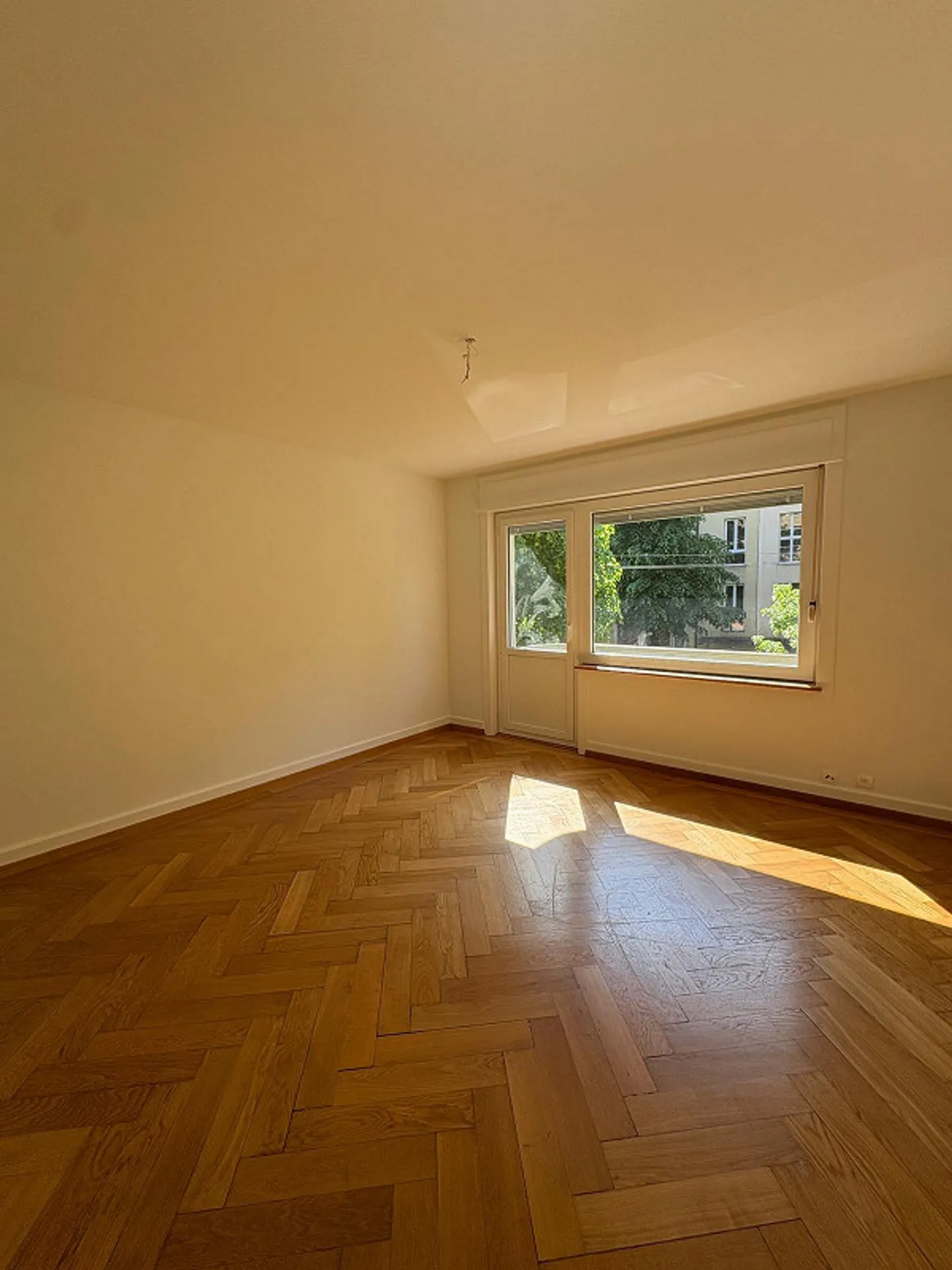 Appartamento Moderno in Edificio Storico Vicino al Centro - Foto 2 di 6
