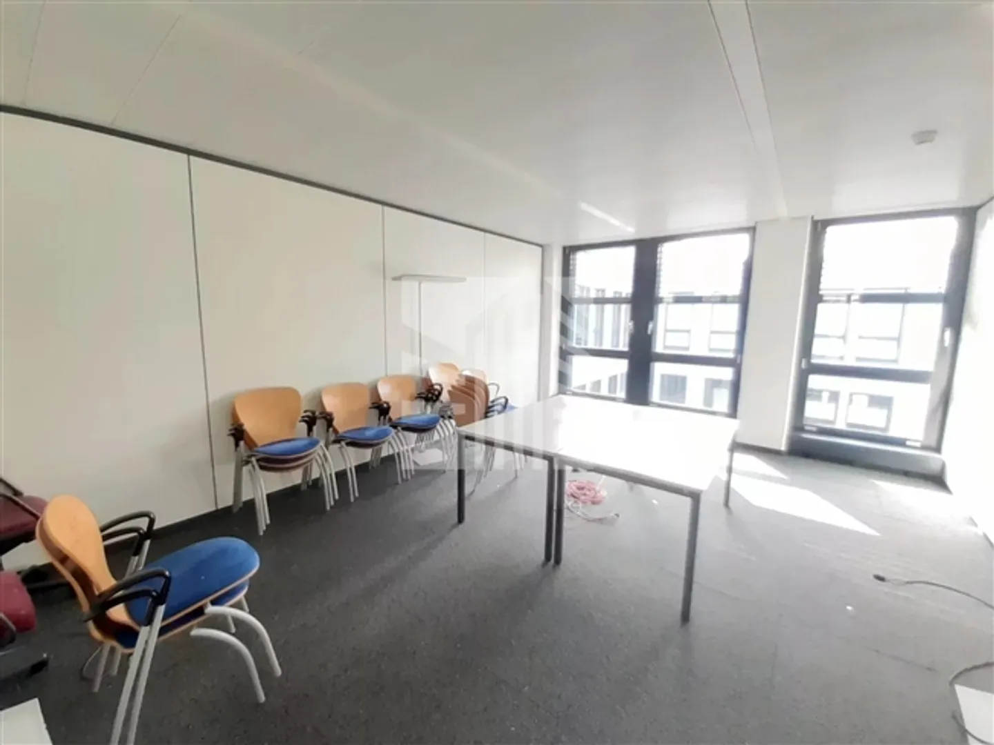 Furnished Office with Parking Spaces - Photo 5 of 6