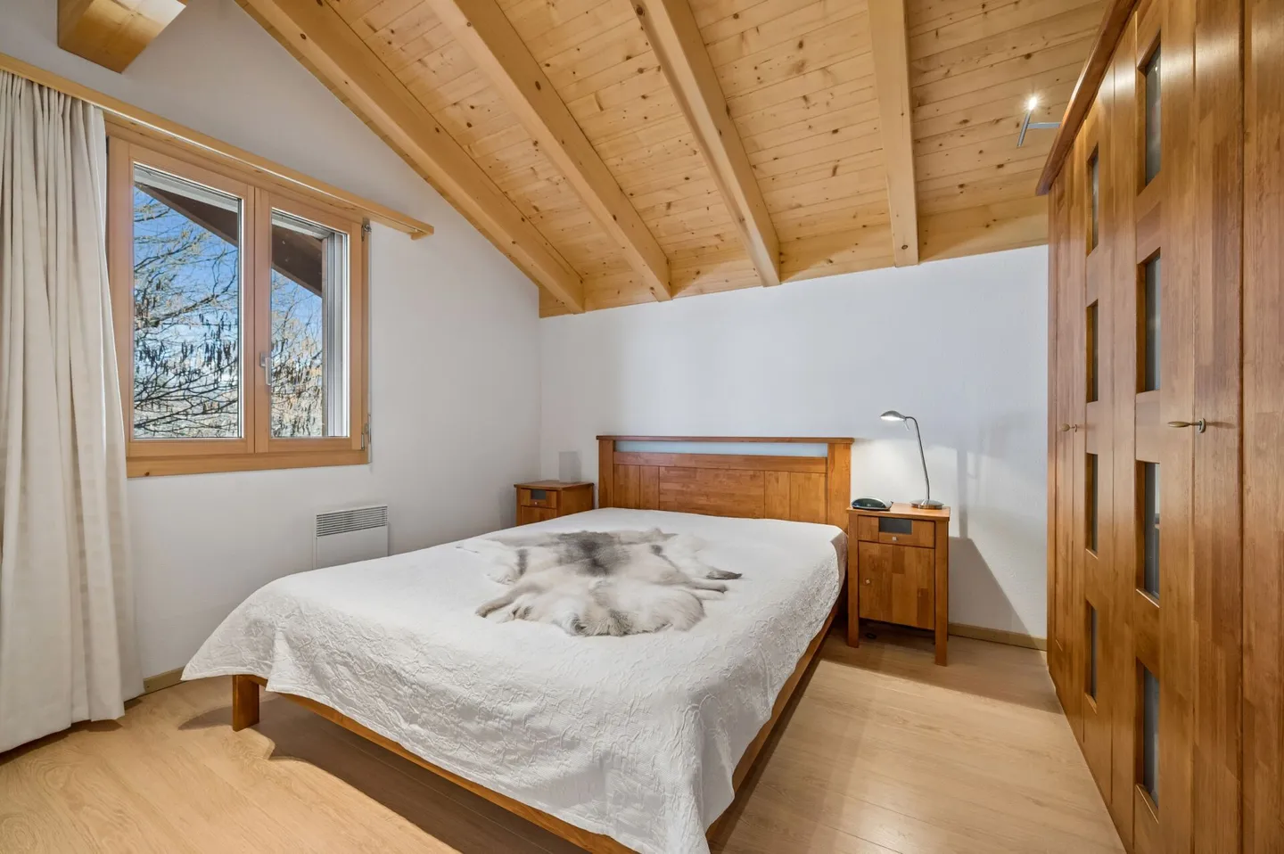 Stilvolles Chalet mit beeindruckender Aussicht - Photo 6 of 13